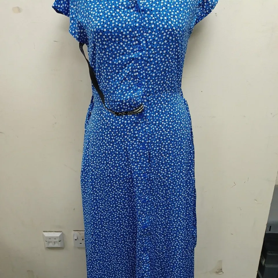 AX PARIS BLUE FLORAL PRINT SHRT SLEEVE DRESS - 8