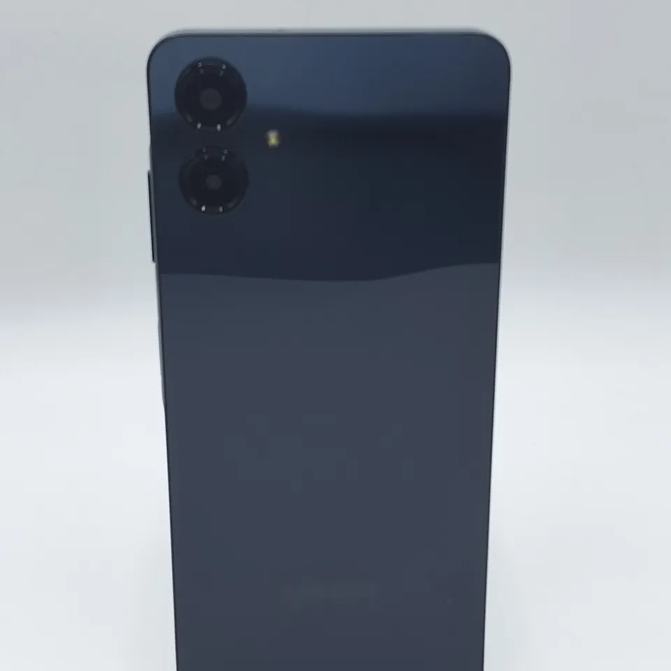 BOXED SAMSUNG GALAXY A06 4GB/64GB IN BLACK - SM-A065F