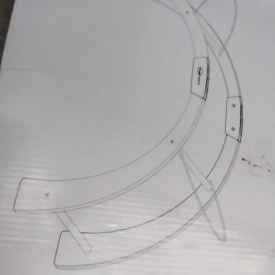 BOXED CURVE STAND 