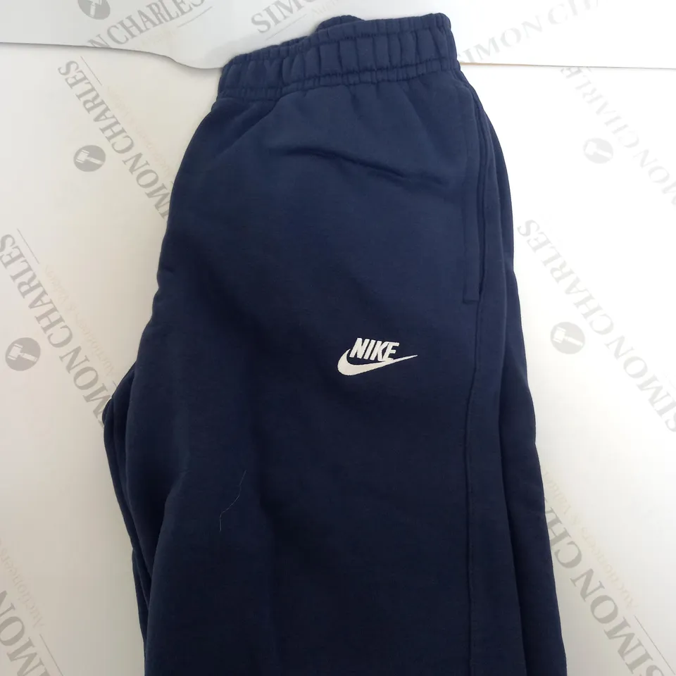 NIKE NAVY TRACK SWEAT PANTS - S