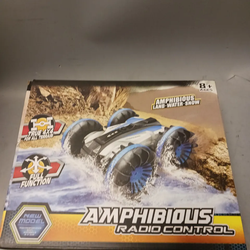 AMPHIBIOUS RADIO CONTROL CAR AGES 8+ BLUE
