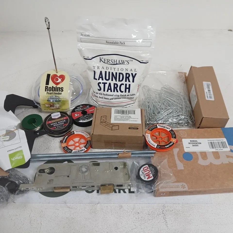 LOT OF ASSORTED HOUSEHOLD ITEMS TO INCLUDE LAUNDRY STARCH, WAX SHOE POLISH AND SOUND BAR WALL MOUNT
