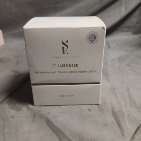 SKIN ESSENTIALS COLLAGEN MASK – ALOE BARBADENSIS LEAF, CHAMOMILE EXTRACT & VEGETABLE COLLAGEN