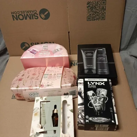 BOX OF APPROXIMATELY 25 ASSORTED COSMETIC ITEMS/BOX SETS TO INCLUDE DAVID BECKHAM, LYNX, SOAP AND GLORY, BAYLIS AND HARDING, SERENITY COLLECTION ETC
