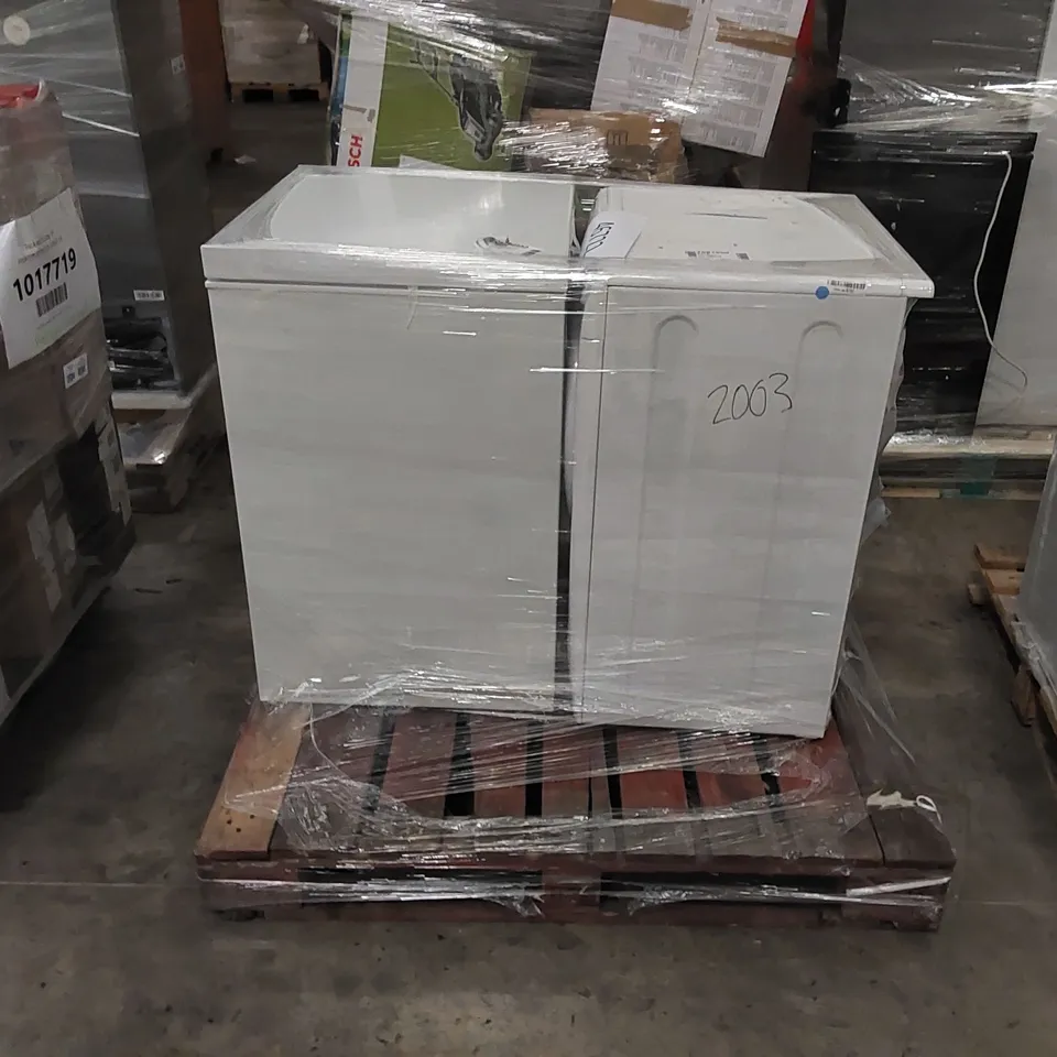 PALLET OF APPROXIMATELY 2 ASSORTED HOUSEHOLD & ELECTRICAL PRODUCTS TO INCLUDE