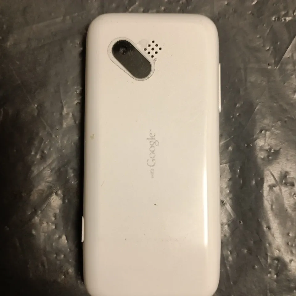 HTC DREAM T-MOBILE G1 MOBILE PHONE IN WHITE