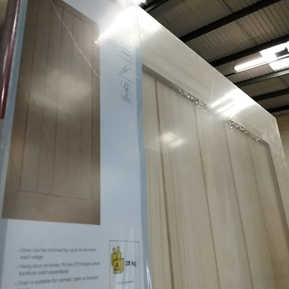 DESIGNER COTTAGE CLEAR PINE PANEL DOOR APPROXIMATELY 762MMX1981MM