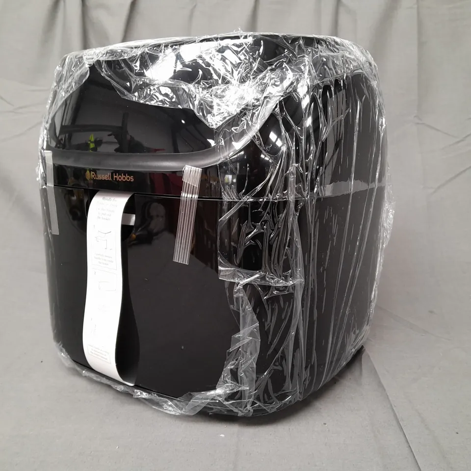 BOXED RUSSELL HOBBS AIR FRYER IN BLACK