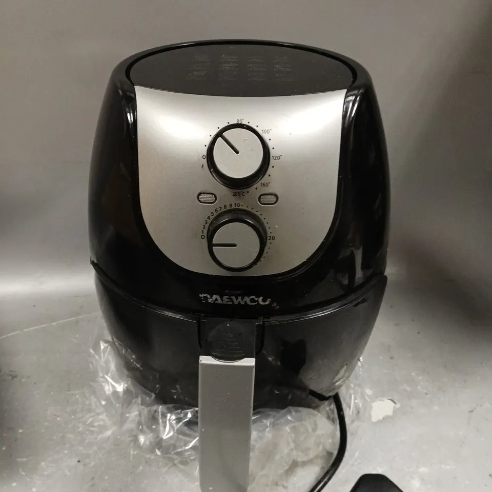 DAEWOOD 4L AIR FRYER 