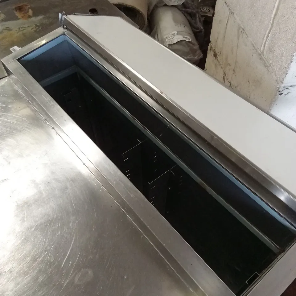 POLAR G604 COMMERCIAL G-SERIES PIZZA PREP FRIDGE