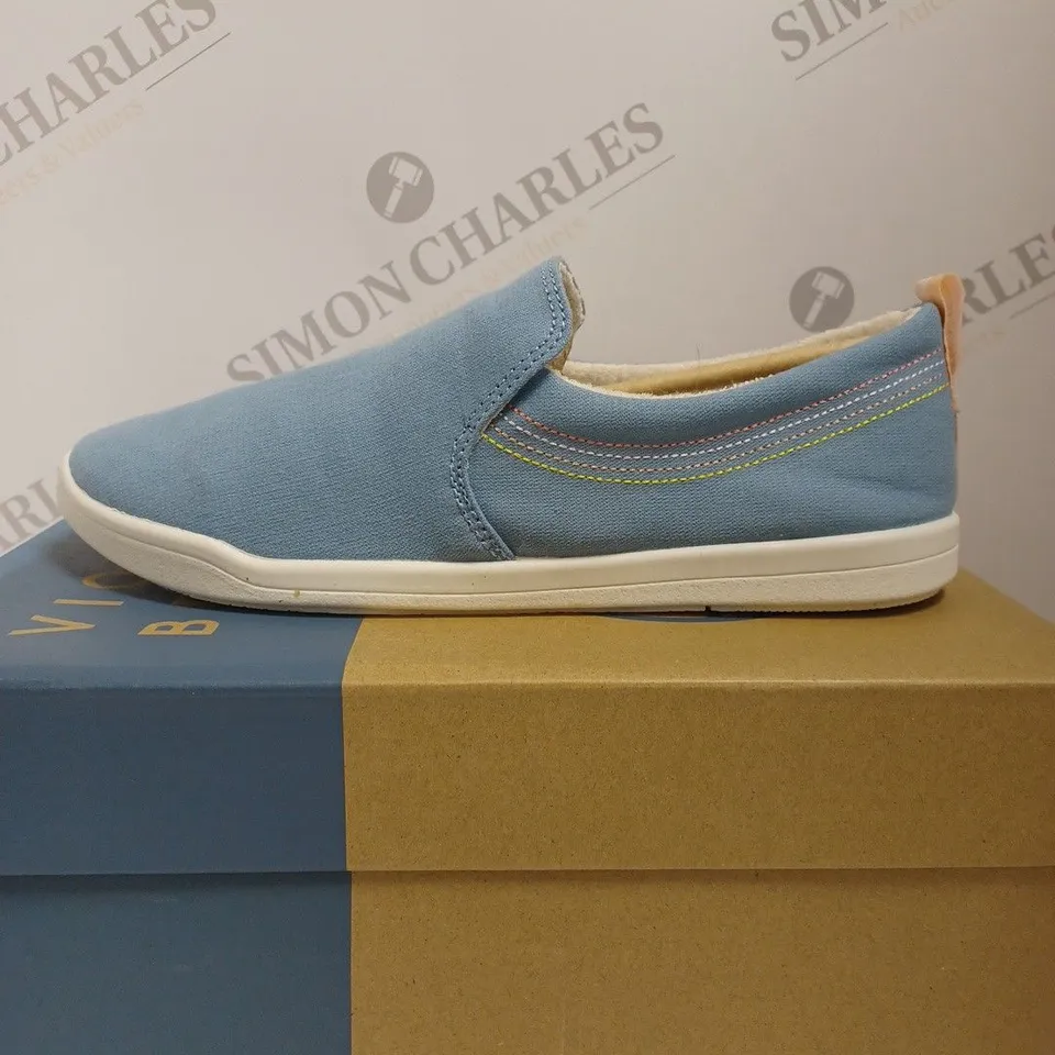BOXED VIONIC VENICE MARSHALL CANVAS SLIP ON SHOES, SKY - SIZE 6