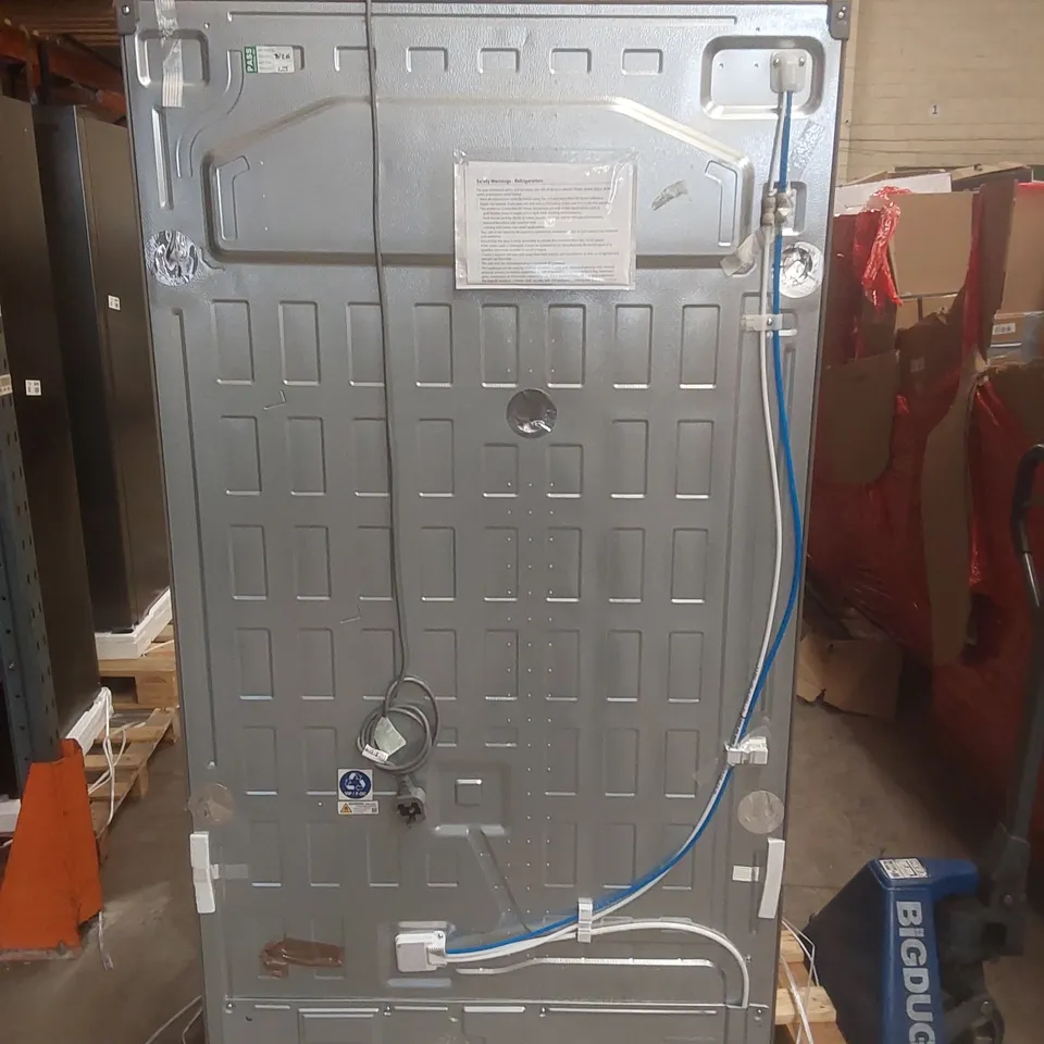 LG UVNANO GSLD80PZRD AMERICAN-STYLE SMART FRIDGE FREEZER - SHINY STEEL