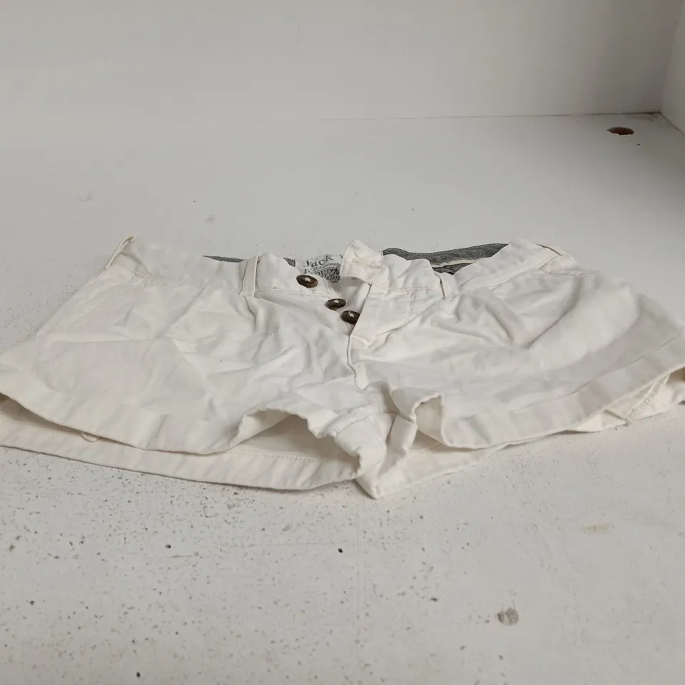 JACK WILLS WHITE SHORTS – UNIVERSITY OUTFITTERS LABEL - UK10 