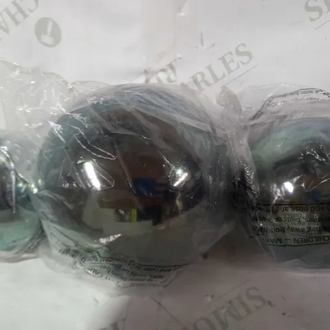 BUNDLE BERRY SET OF 3 INFINITE GLASS SPHERES