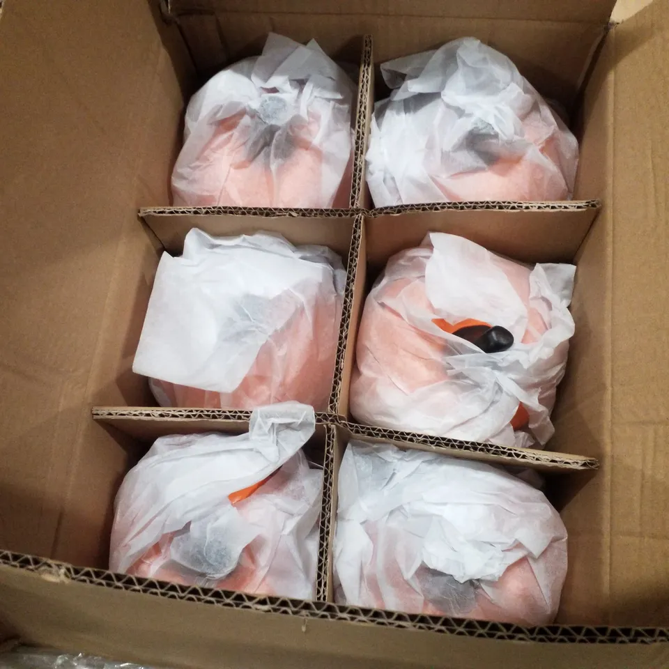 PALLET CONTAINING APPROXIMATELY 35 BOXES OF 6 BRAND NEW CERAMIC LED PUMPKINS 