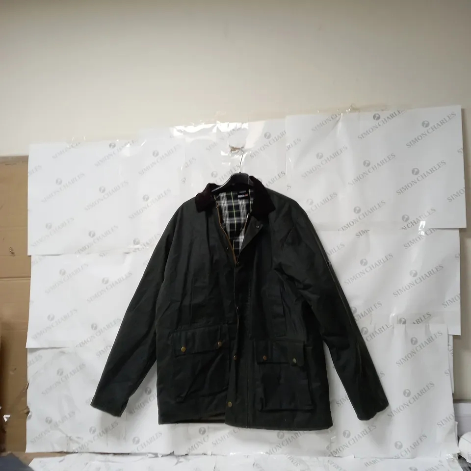 MENS REGATTA COATS IN BLUE, BLACK AND GREEN