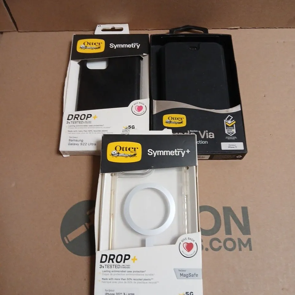 APPROXIMATELY 60 ASSORTED OTTER SMARTPHONE PROTECTIVE CASES FOR VARIOUS MODELS 