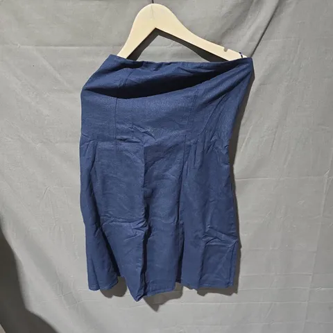 HOLLISTER NAVY SKIRT – ELASTIC WAIST, SIZE M