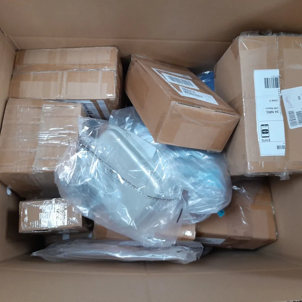 APPROXIMATELY 10 ASSORTED ITEMS TO INCLUDE TOUCH LAMPS, HOODIE HAIR REMOVER