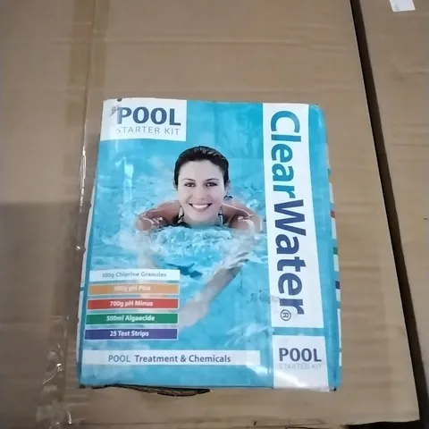 BOXED CLEARWATER POOL TREATMENT & CHEMICALS STARTER KIT 