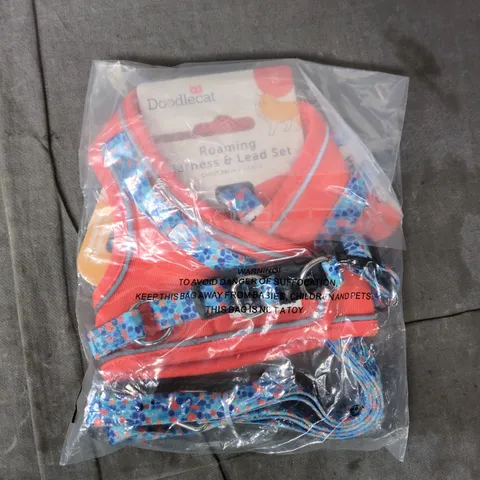 BAGGED DOODLECAT ROAMING HARNESS AND LEAD SET IN ORANGE/BLUE