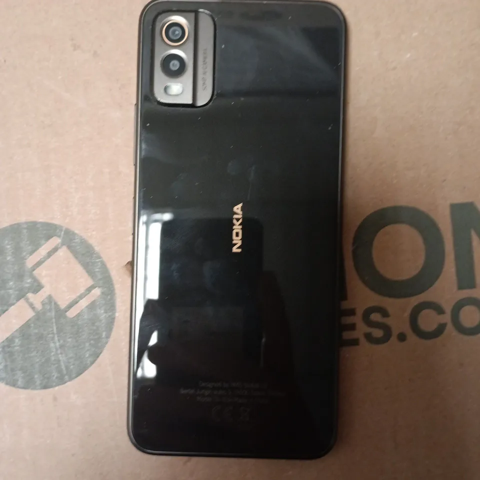 NOKIA C32 IN BLACK