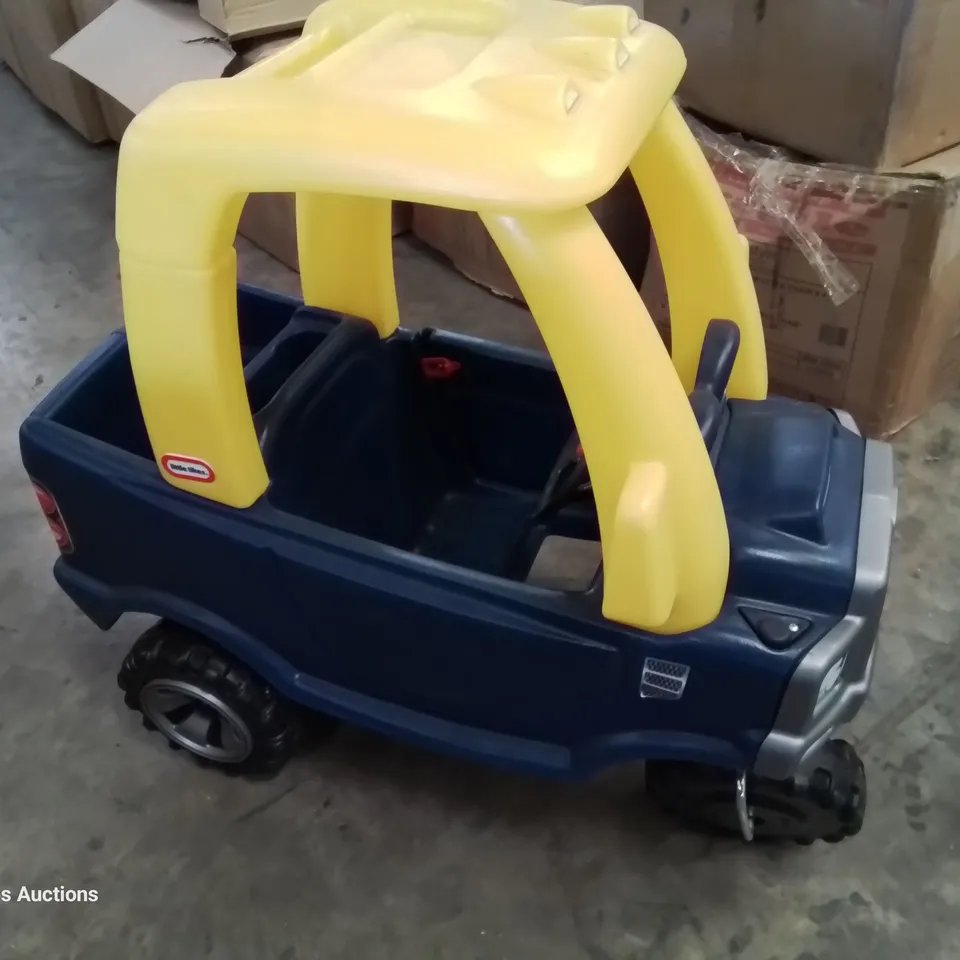 LITTLE TIKES RIDE IN JEEP