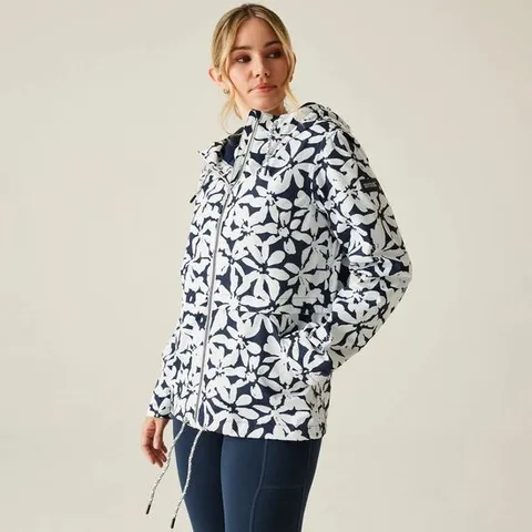 BRAND NEW REGATTA WOMEN'S BAYLETTA II WATERPROOF JACKET IN NAVY/WHITE FLORAL - UK 16