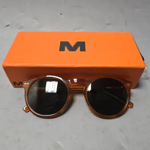 BOXED MELLER CLEAR ORANGE SUNGLASSES