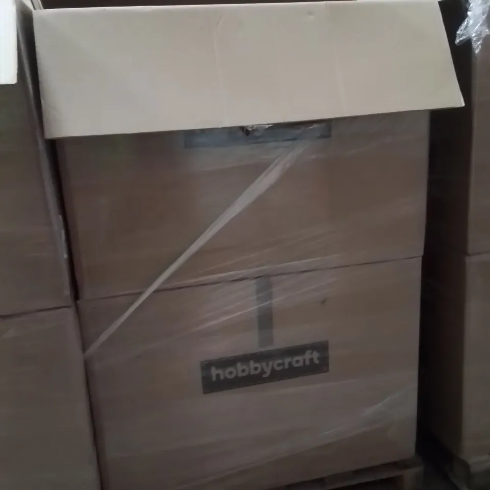 PALLET CONTAINING A LARGE QUANTITY OF ASSORTED CHRISTMAS DECORATIONS AND PRODUCTS TO INCLUDE;PAPER PLATES,LED WOODEN TREE,CHRISTMAS TOPPERS