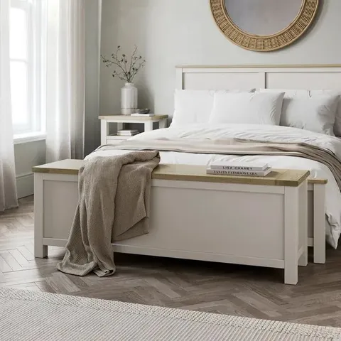 BOXED OLNEY BLANKET BOX - STONE (1 BOX)
