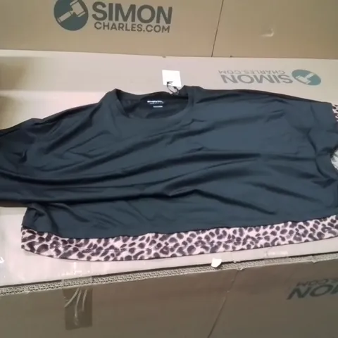 BOXED BRAND NEW APPROXIMATELY 8 SIMPLY BE ACTIVE T-SHIRT LEOPARD PRINT SIZE 24