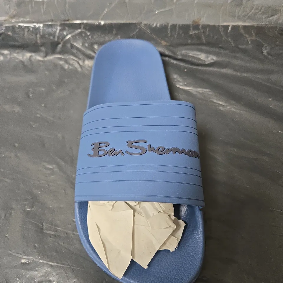 UNBOXED PAIR OF BEN SHERMAN SOUTHEND SLIDES IN BLUE - SIZE 7