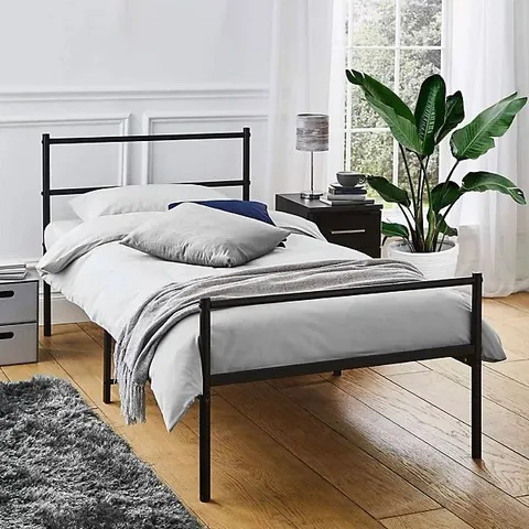 BOXED EXTRA STRONG SINGLE METAL BED FRAME IN BLACK (1 BOX)