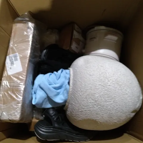 LARGE QUANTITY OF ASSORTED HOUSEHOLD GOODS TO INCLUDE; CLOTHING, GARDEN ACCESSORIES AND SLOW COOKER
