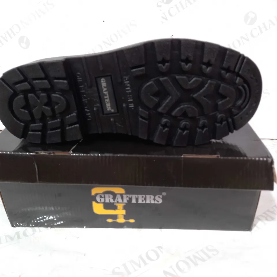 BOXED PAIR OF GRAFTERS GRINDER SAFETY BOOTS IN BLACK UK SIZE 9