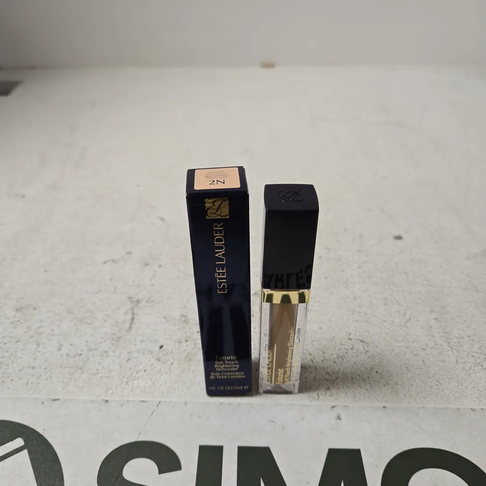 ESTÉE LAUDER SKINCEALER– SHADE 2N, BEIGE NUDE