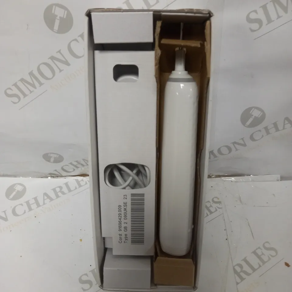 ORAL-B PRO 3 3000 ELECTRIC TOOTHBRUSH