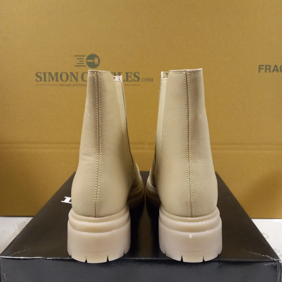 DUNE PALLES LEATHER BOOTS CAMEL SIZE 5