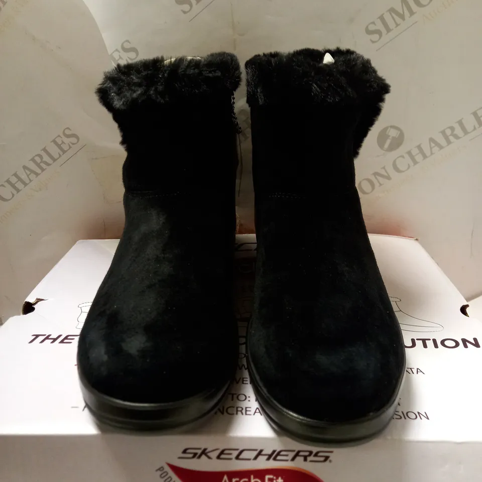 SKECHERS BLACK WEDGE BOOTS - SIZE 6.5