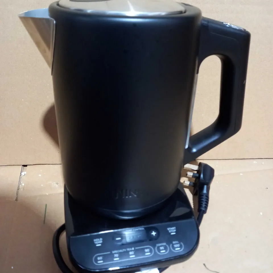 NINJA PERFECT TEMPERATURE KETTLE KT200UK