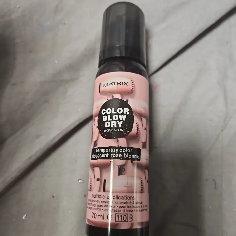 BOX OF APPROXIMATELY 24 MATRIX COLOR BLOW DRY TEMPORARY COLOR SPRAY – IRIDESCENT ROSE BLONDE, 70ML 
