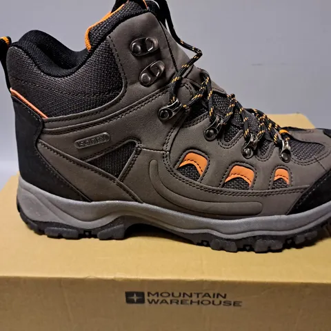 BOXED MOUNTAIN WAREHOUSE ADVENTURER WATERPROOF HIKINH BOOT - UK 8 