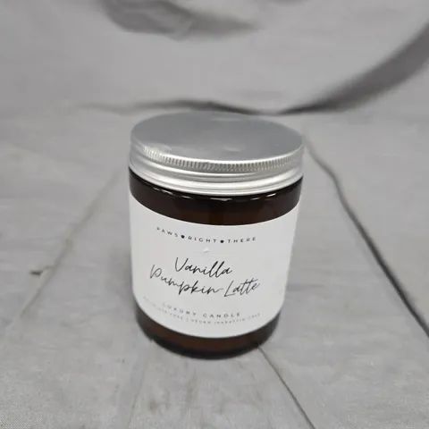 VANILLA PUMPKIN LATTE LUXURY CANDLE – AMBER JAR (PAWS RIGHT THERE)