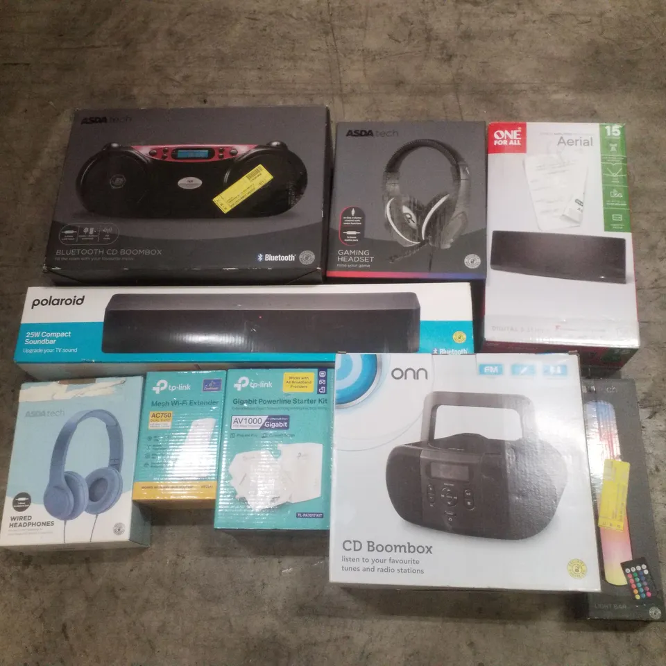 PALLET CONTAINING ASSORTED ELECTRICAL RETURNS INCLUDING BLUETOOTH BOOMBOX, GAMING HEADSET, AERIAL, WIFI EXTENDER & GIGABIT POWERLINE STARTER KIT
