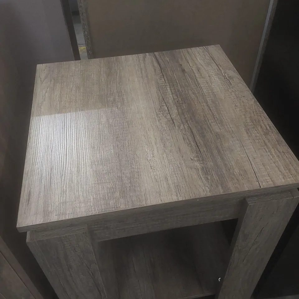 DESIGNER CANYON OAK EFFECT LAMP TABLE