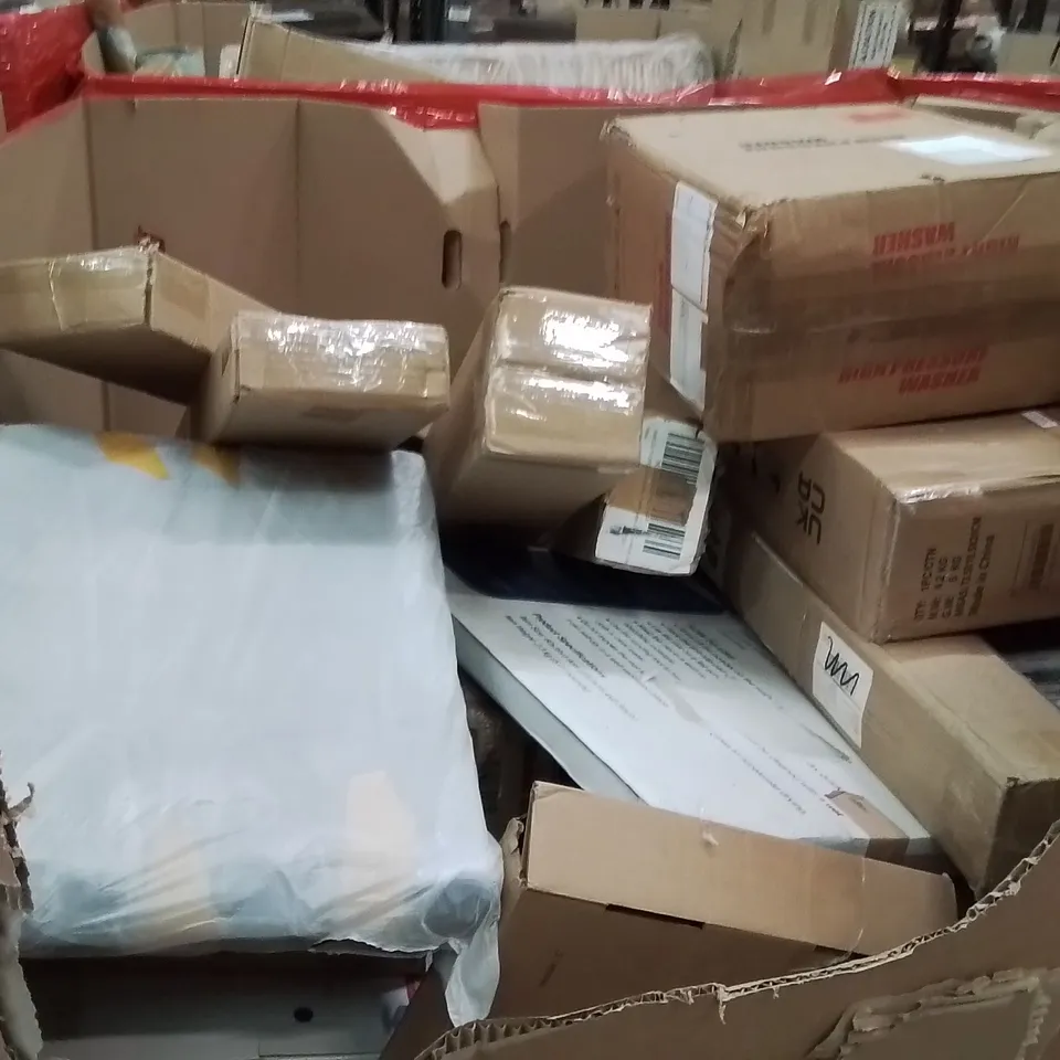 PALLET OF ASSORTED HOUSEHOLD GOODS AND PRODUCTS TO INCLUDE;AREA RUG,ARTIFICIAL GRASS,BED RAIL