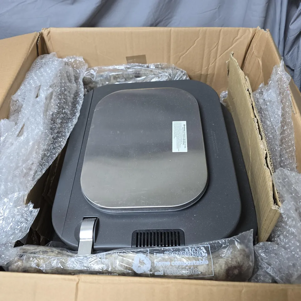 NINJA MULTIFUNCTION 14 IN 1 OVEN & AIR FRYER