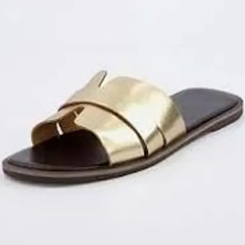 LEATHER SLIDER - GOLD - SIZE 5 