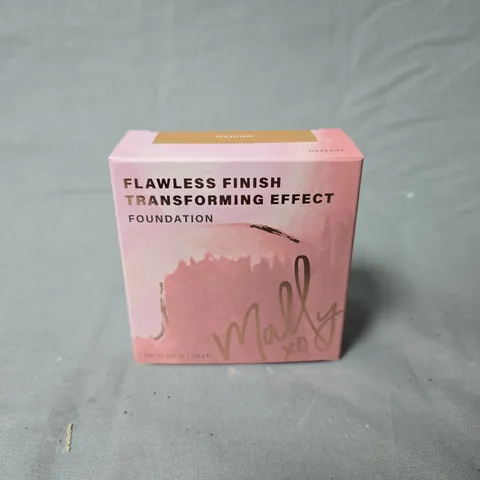 MALLY FLAWLESS FINISH TRANSFORMING EFFECT FOUNDATION – MEDIUM (COMPACT WITH MIRROR)